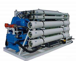 反滲透海水淡化設備.jpg 反滲透海水淡化設備.jpg