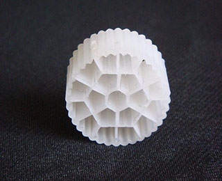 MBBR懸浮填料.jpg MBBR懸浮填(tián)料.jpg